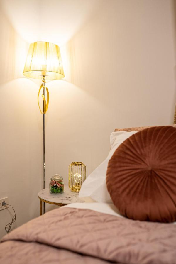 Апартаменты Cosy&Private,30Sec Walk To Mainsquare, Heart Of Загреб Экстерьер фото