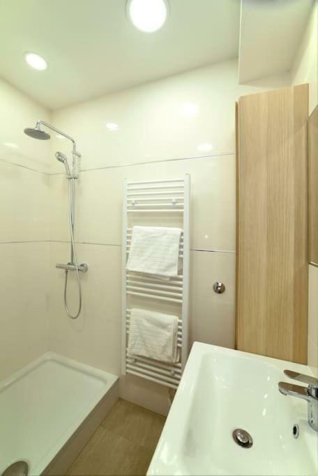 Апартаменты Cosy&Private,30Sec Walk To Mainsquare, Heart Of Загреб Экстерьер фото
